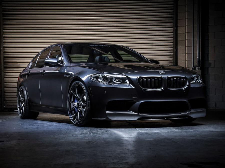  BMW M5 by Vorsteiner 2013 года  (фото 3 из 11)